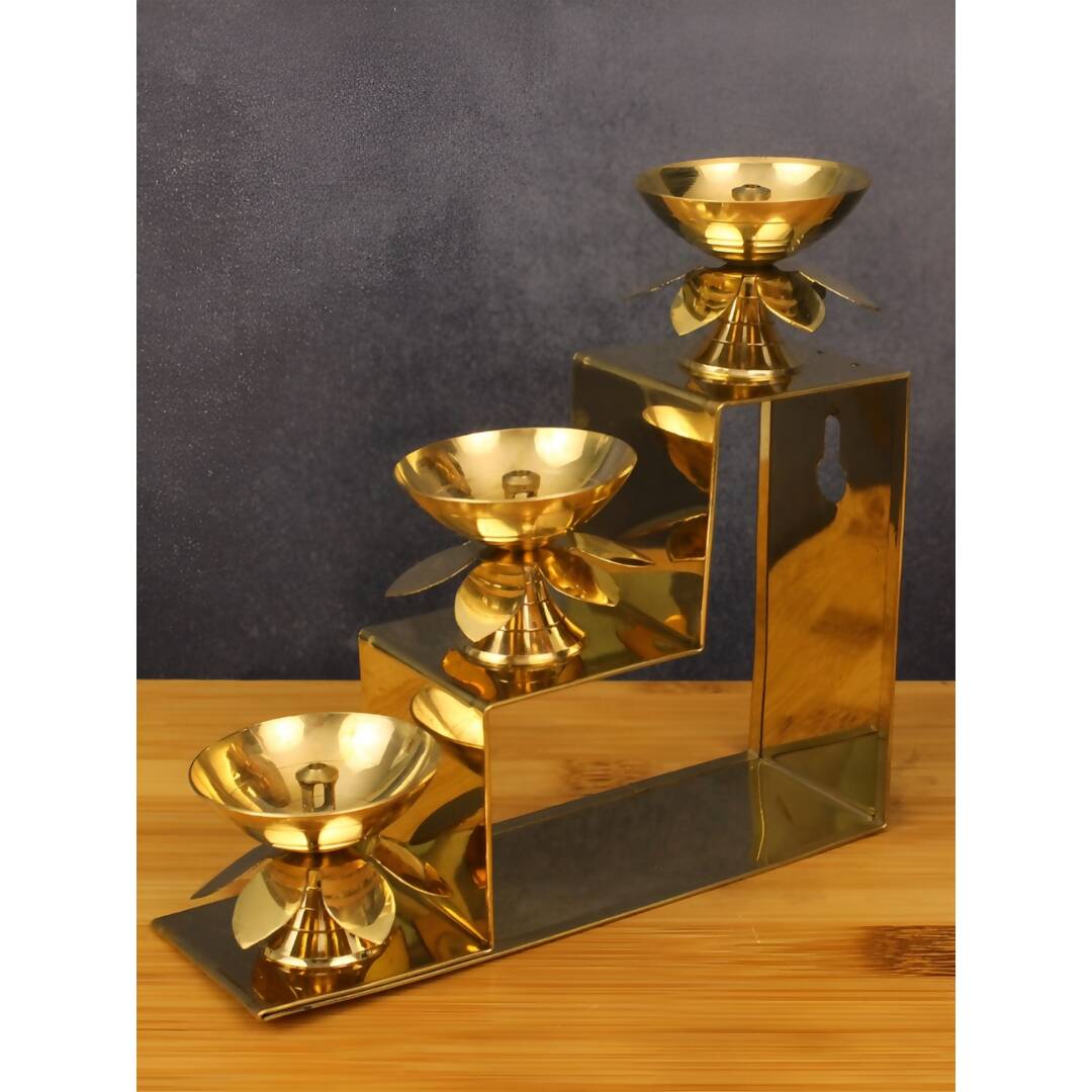 Spillbox Gold-Tone Brass 3 Step Diya