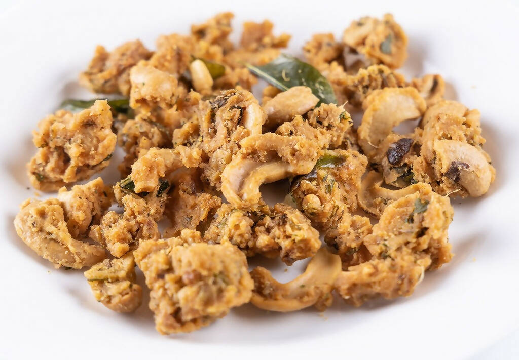 Godavari Vantillu Jeedipappu Pakodi / Cashew Pakoda / Kaju Pakodi