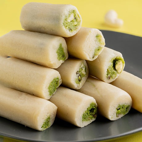 Vellanki Foods - Kaju Pista Rolls